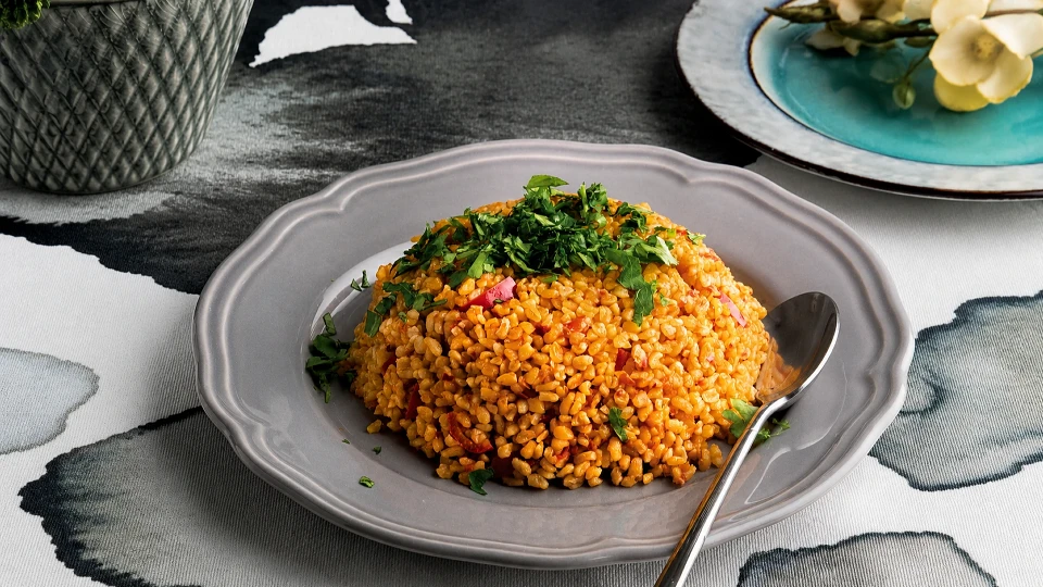 Domatesli Bulgur Pilavı Tarifi