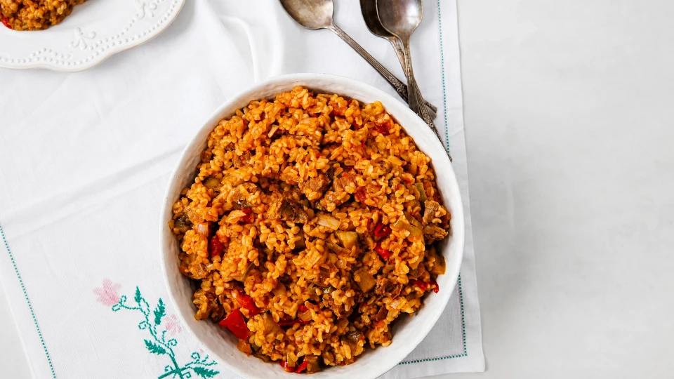 Etli Sebzeli Bulgur Pilavı Tarifi