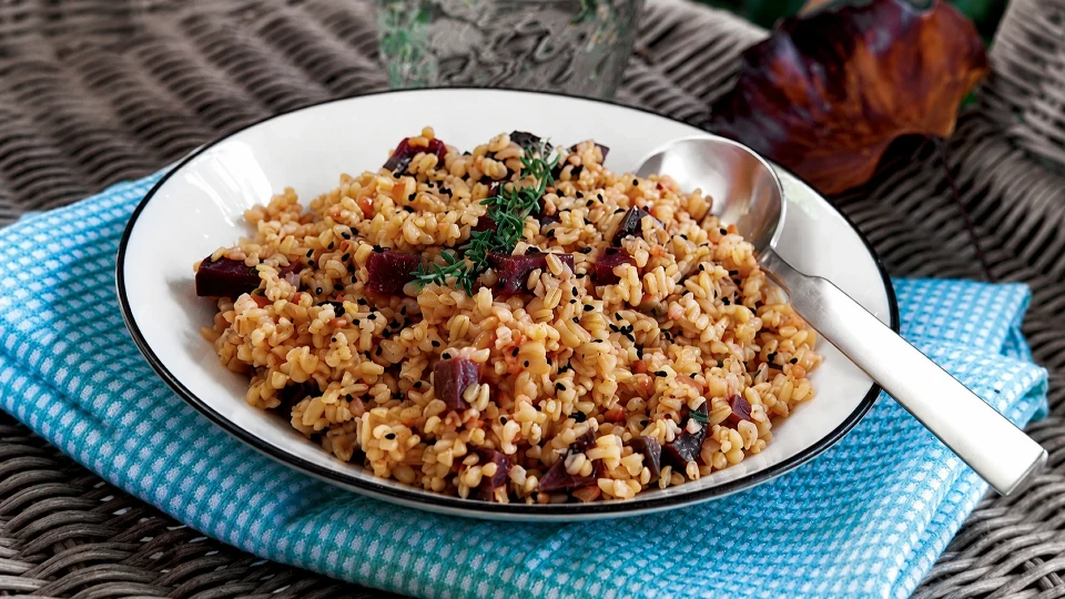 Pancarlı Bulgur Pilavı Tarifi